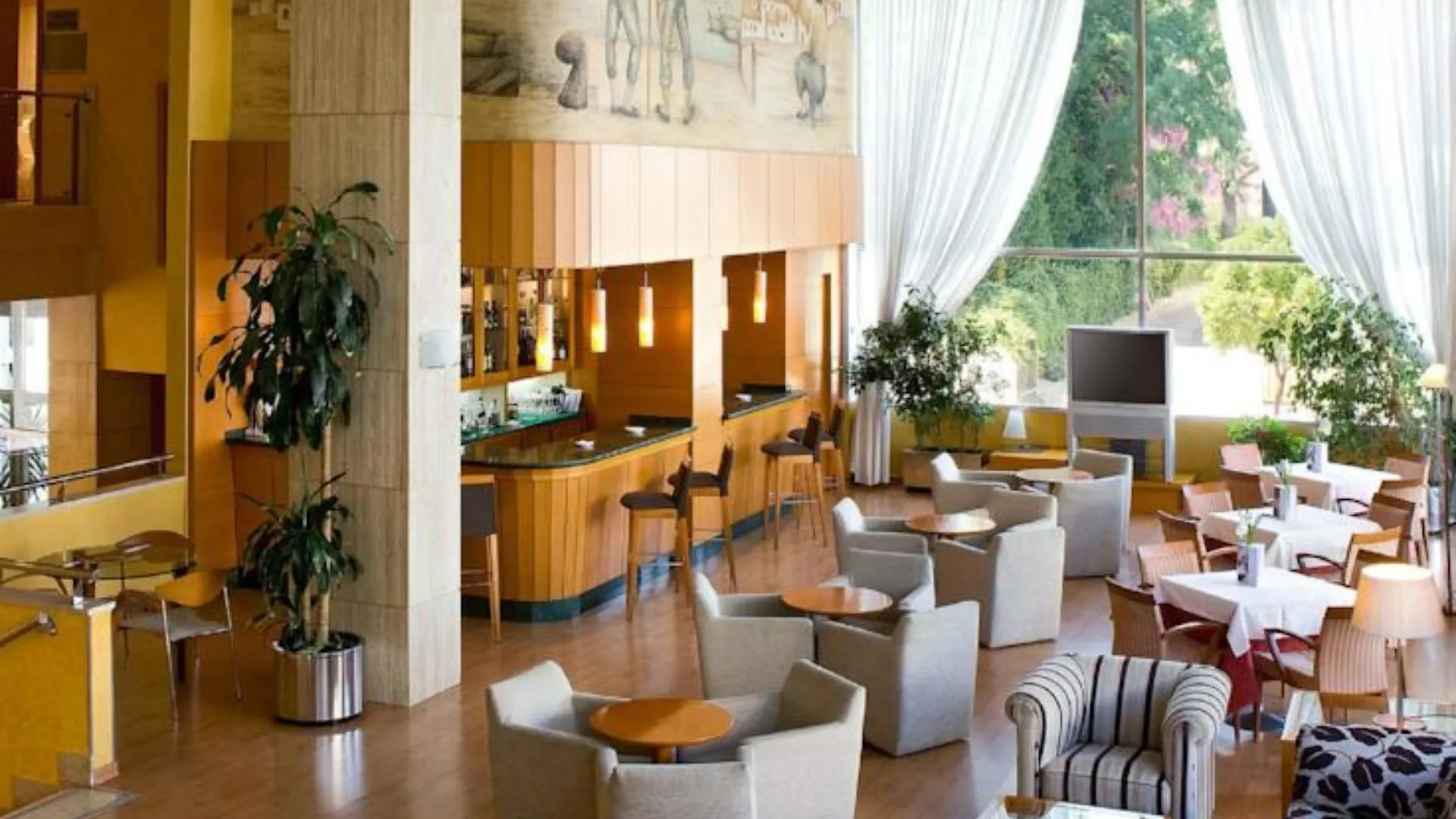 Nh Luz Huelva Hotel