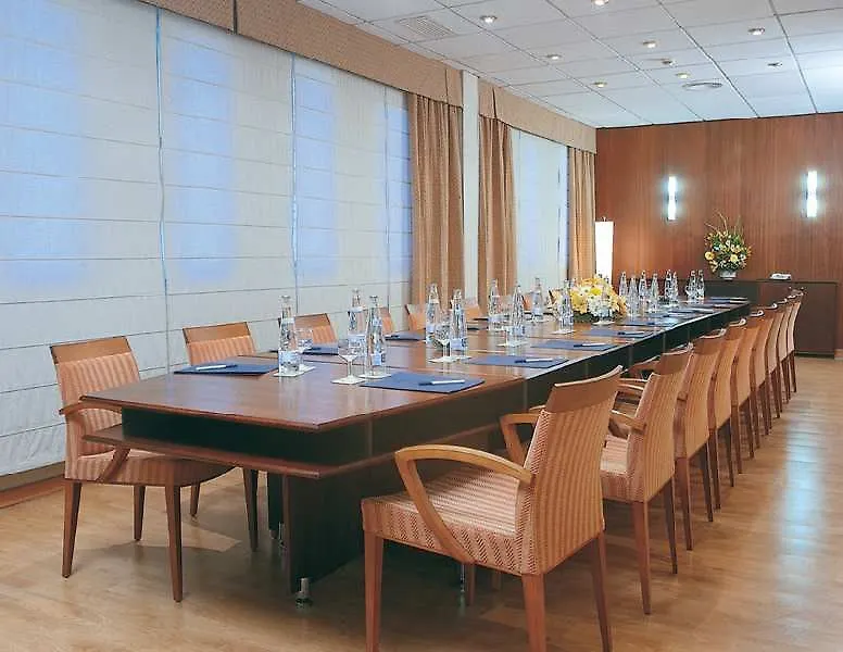 Nh Luz Huelva Hotel 4*,